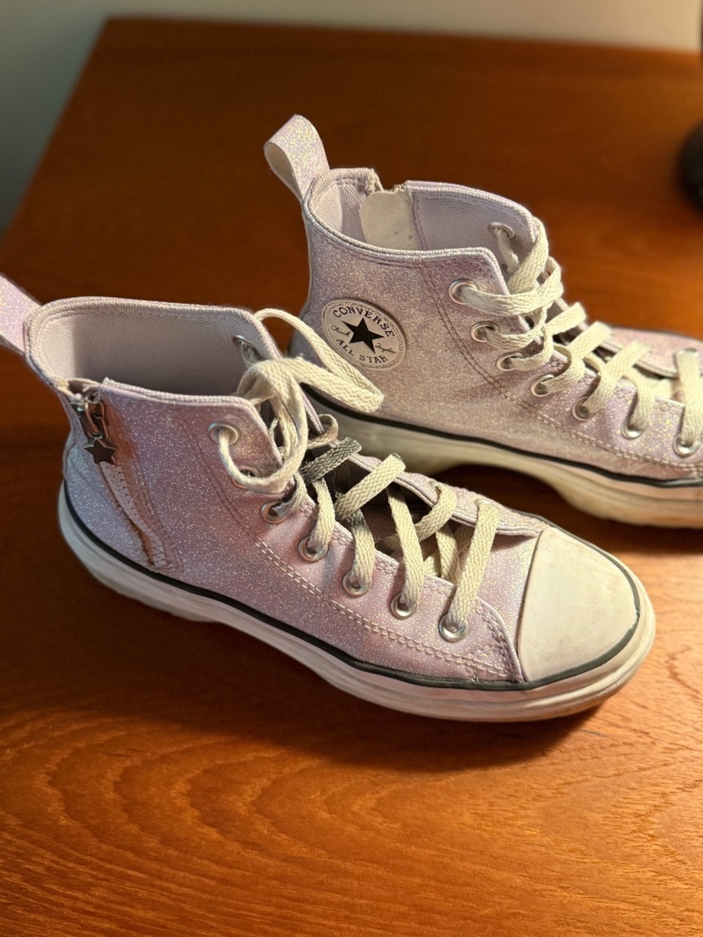 converse all star pink metellic girls sneekers size 5